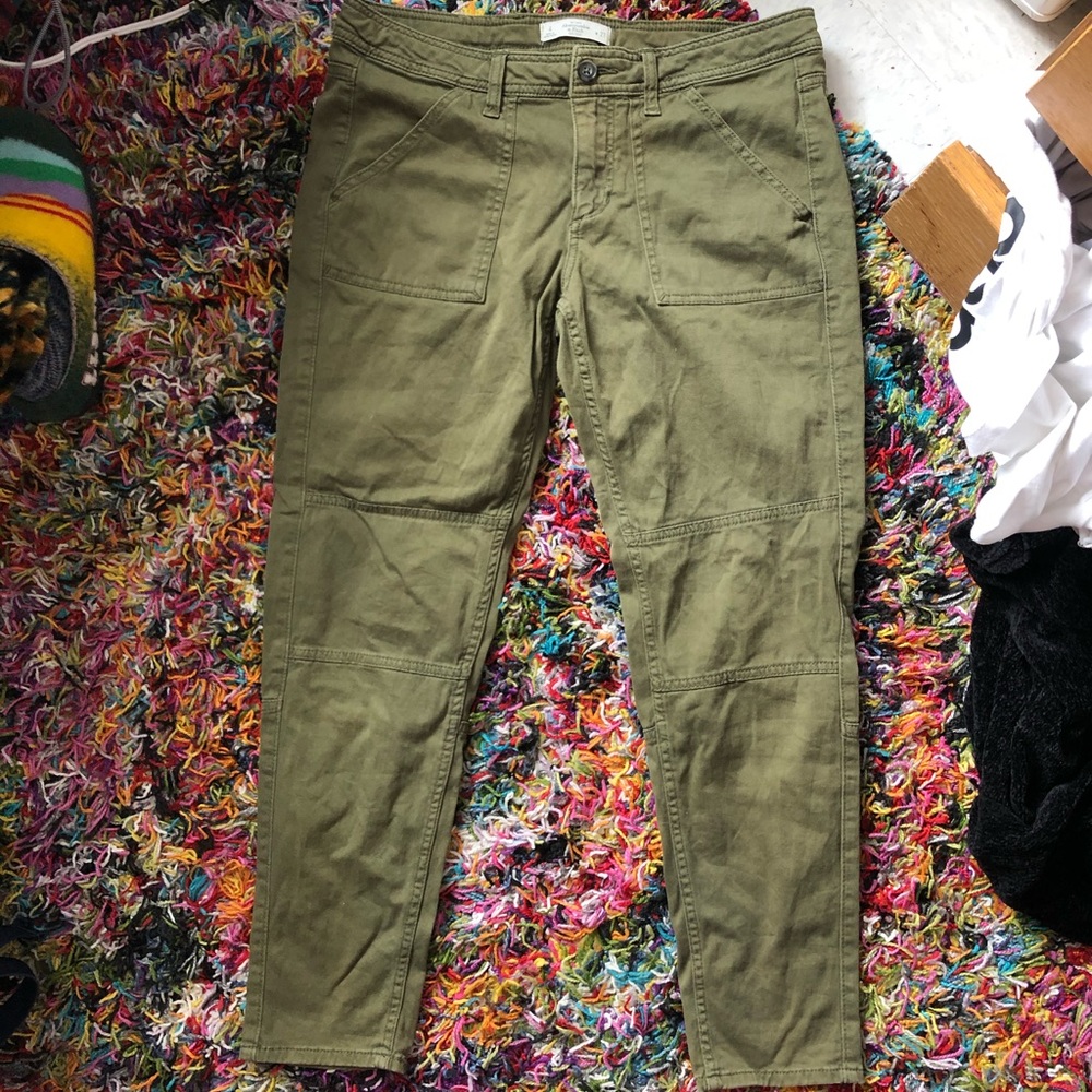 a&f green cargo jeans